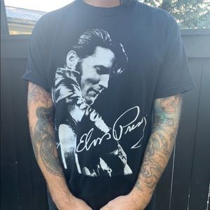 Elvis Presley t-shirt.